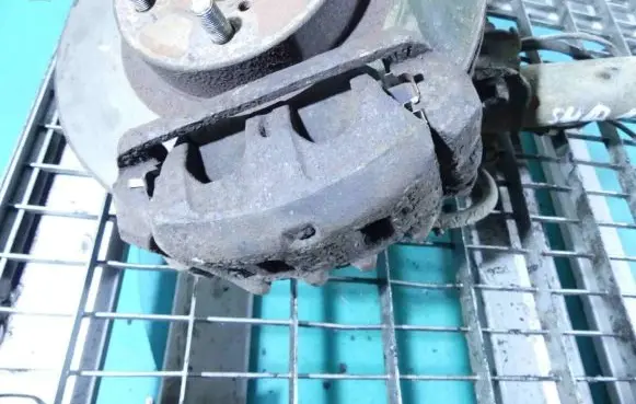 Subaru Impreza II Front brake caliper IMPRK1138922