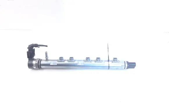 BMW 3 F30 F35 F31 Fuel main line pipe 7809128 0445214183 0281002949