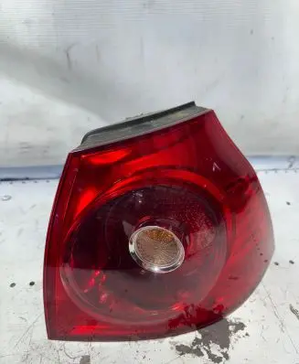 Volkswagen Golf V Rear/tail lights 1K6945096E 028490202B 00436105
