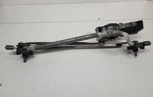 Toyota RAV 4 (XA30) Wiper motor 8511042160