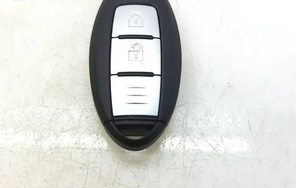 Nissan Qashqai Ignition key/card 2012DJ6167 S180144202 S180144102