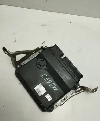 Toyota Corolla E120 E130 Engine control unit/module 8966112A90 1758008011