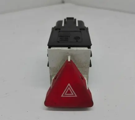 Volkswagen PASSAT B6 Hazard light switch 3C0953509A