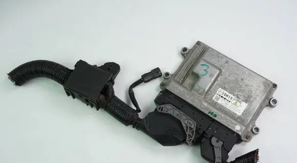 Mazda 6 Engine control unit/module SH1S18881E 2757005172