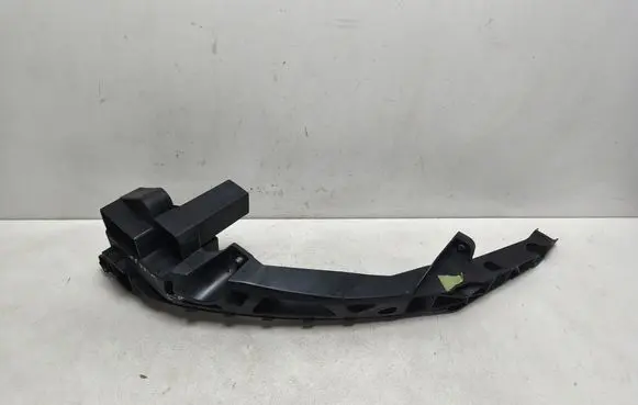 Audi Q3 8U Headlight/headlamp mounting bracket 8U0805608A