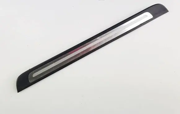 Front sill trim cover