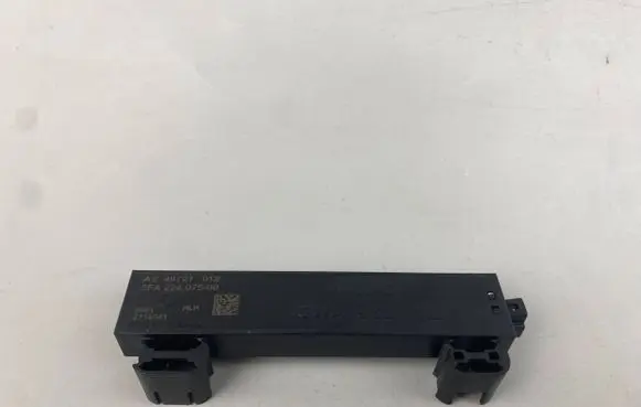 Volkswagen ID.3 Keyless system antenna 5FA224075