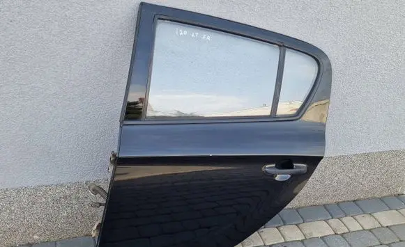 Hyundai i20 (PB PBT) Rear door 