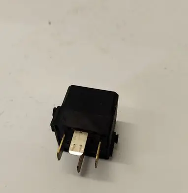 Mercedes-Benz E W211 Other relay 4RA00779100
