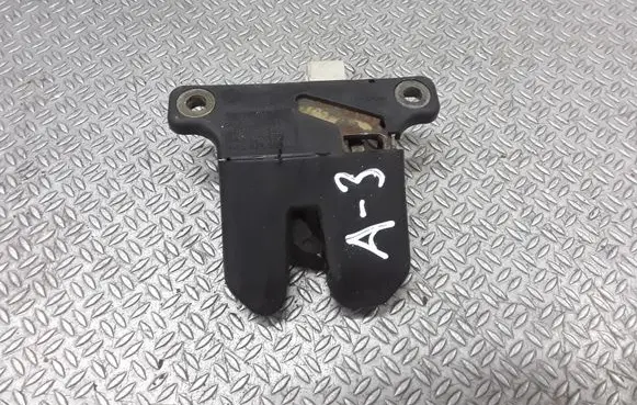 Audi A3 S3 8L Tailgate/trunk/boot lock/catch/latch 3B5827505