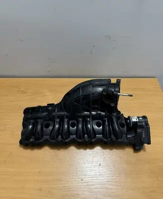 KIA Sorento Intake manifold 283102F010
