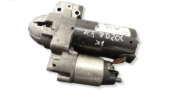 BMW X1 E84 Starter motor 8570383