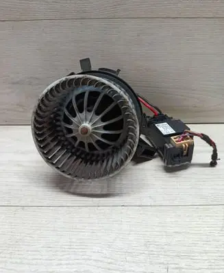Audi A4 S4 B8 8K Heater fan/blower U0851003