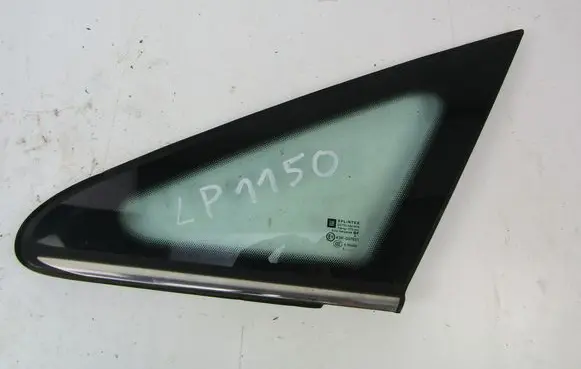 Opel Zafira B Rear side window 