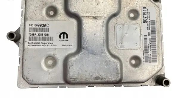 Chrysler 200 Engine control unit/module P05150993AC