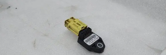 Toyota Avensis T250 Airbag deployment crash/impact sensor 8983405010 272302561G