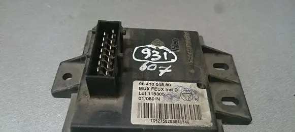 Peugeot 607 Combustion control unit/module 9641004580