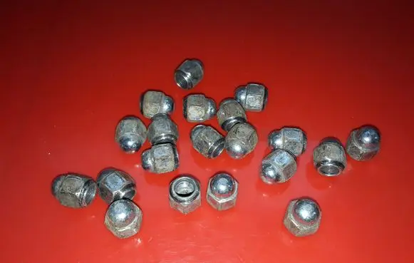 Subaru Outback Nuts/bolts NOCODE