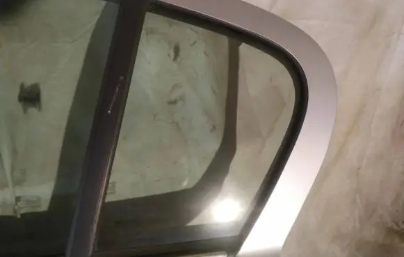 Opel Astra H Rear vent window glass as2