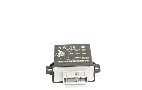 Audi A4 S4 B8 8K Light module LCM 4H0907357B 01017840AA 4H0907357