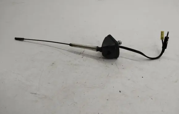 Peugeot 4007 Radio antenna 