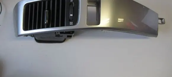 Toyota Land Cruiser (J120) Dashboard side air vent grill/cover trim 6556440030