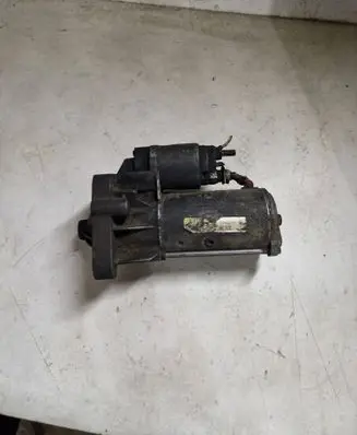 Renault Trafic II (X83) Starter motor 8200106788 D7R653