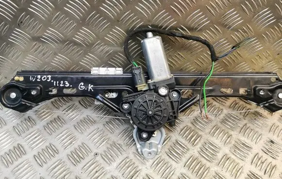 Mercedes-Benz C W203 Rear door window regulator with motor 2038202942 A2038202942