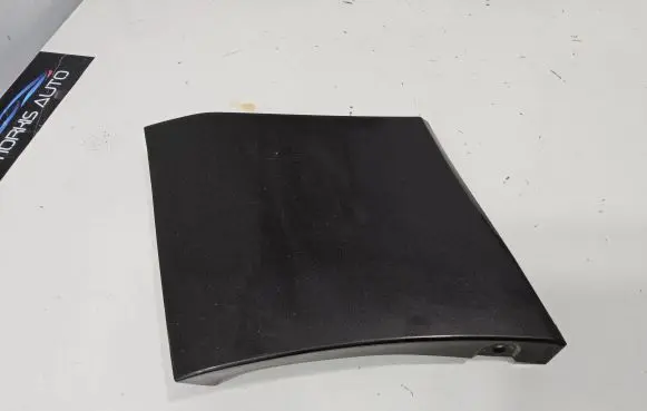 Suzuki Grand Vitara II Front door trim (molding) 7767064J0