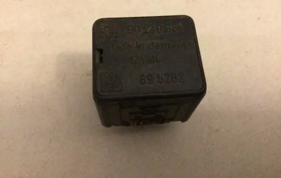 Opel Kadett D Other relay 90240665