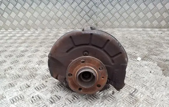 Seat Toledo IV (NH) Front wheel hub