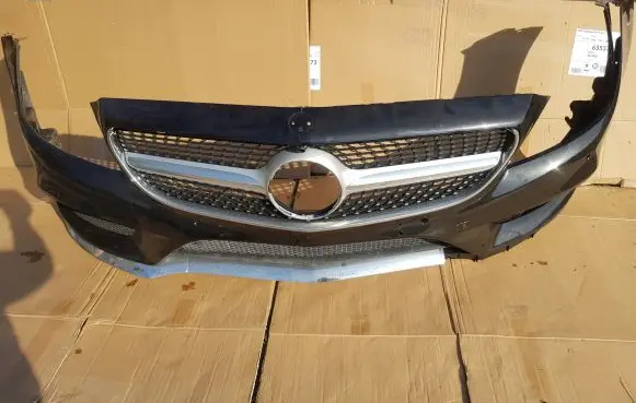 Mercedes-Benz CLS C218 X218 Front bumper a2188857625