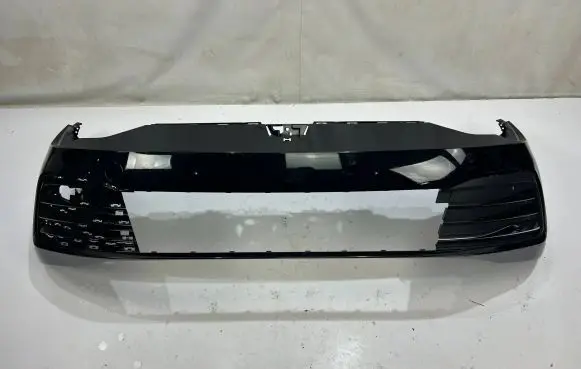 Volkswagen Golf VIII Front bumper