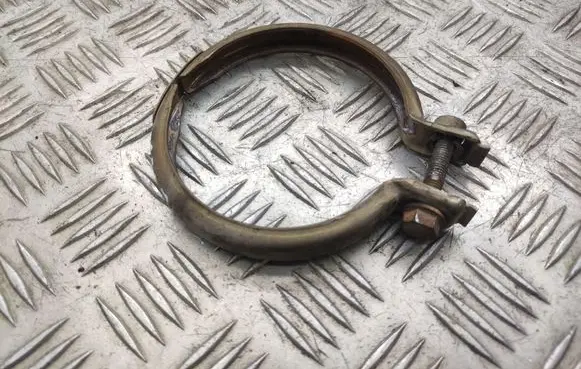 Volvo S80 Muffler pipe connector clamp 31422219