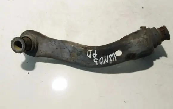 Nissan Micra Engine mounting bracket