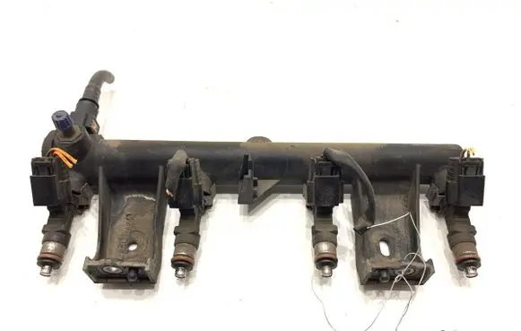 Fuel main line pipe