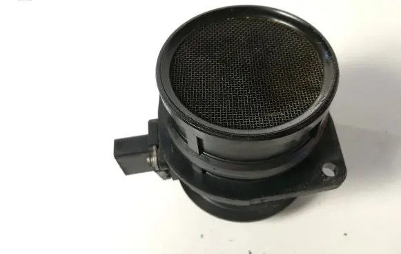 Audi A6 S6 C6 4F Mass air flow meter 06D906461