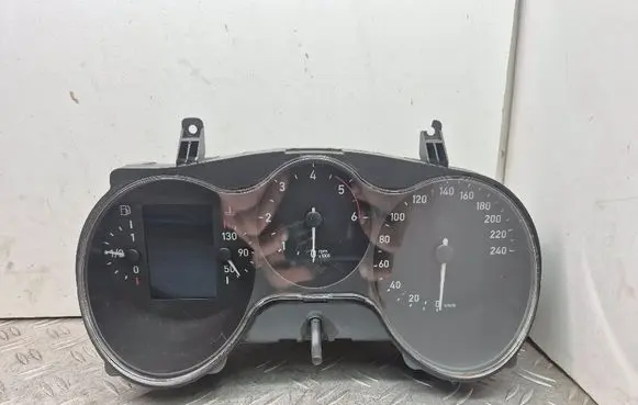 Speedometer (instrument cluster)