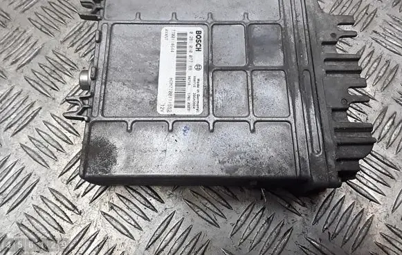 Renault Scenic RX Engine control unit/module 0281010077