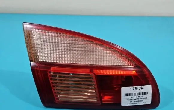 Toyota Avensis T220 Rear/tail lights 89022026 IMPRK1379594
