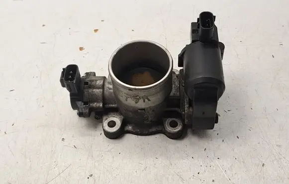 Toyota Corolla Verso AR10 Throttle valve 261000R010 1923002010