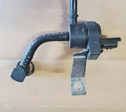 Peugeot 207 Valve vacuum 