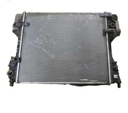 Jaguar XJ X351 Coolant radiator C2D38735