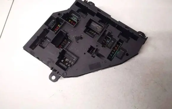 BMW 5 GT F07 Fuse box set 921085702 117033452
