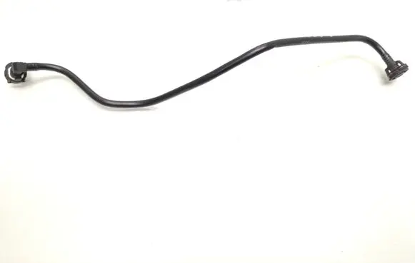 Engine coolant pipe/hose