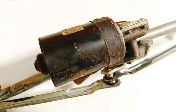 Volkswagen Golf IV Wiper motor