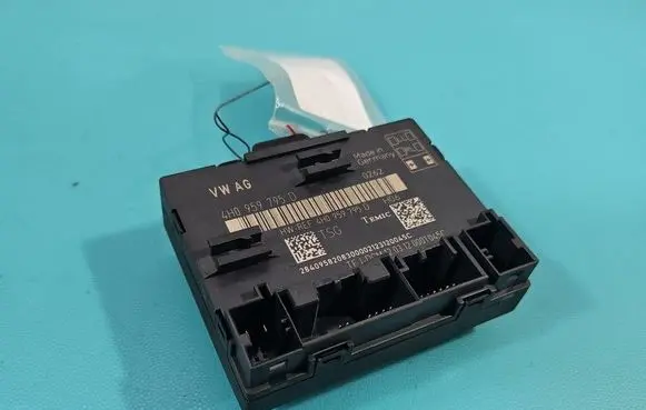 Audi A8 S8 D4 4H Central body control module 4H0959795D IMPRK1577018