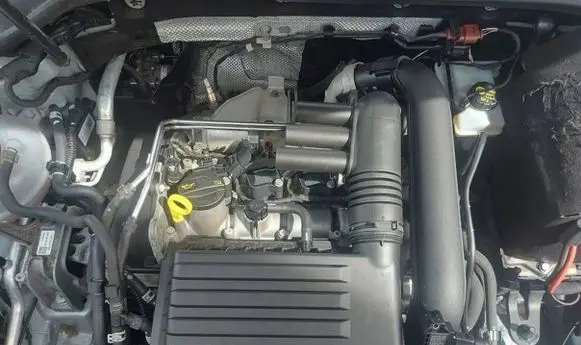 Volkswagen Golf VII Engine swap CYV