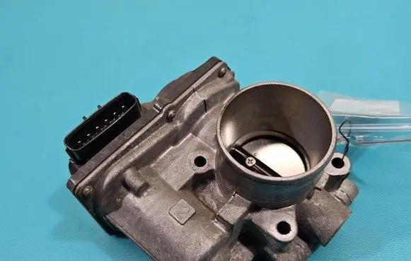 Suzuki SX4 S-Cross Throttle body valve IMPRK1511418