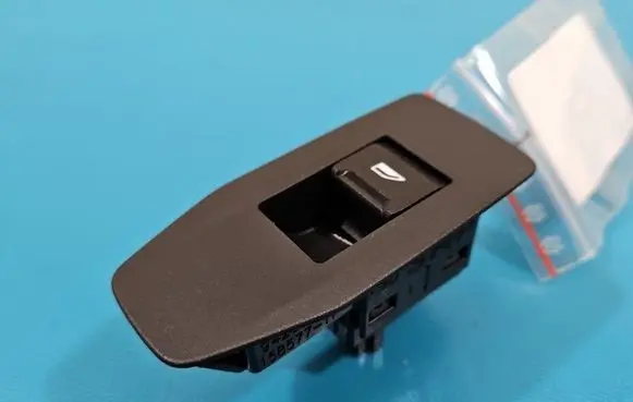 BMW iX1 Electric window control switch 9423241 IMPRK1570958